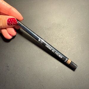 Intense Black Chrome Gel Eyeliner by L.A. Girl